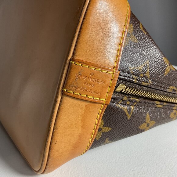 Louis Vuitton 'Alma PM' Handbag - Picture 15 of 16